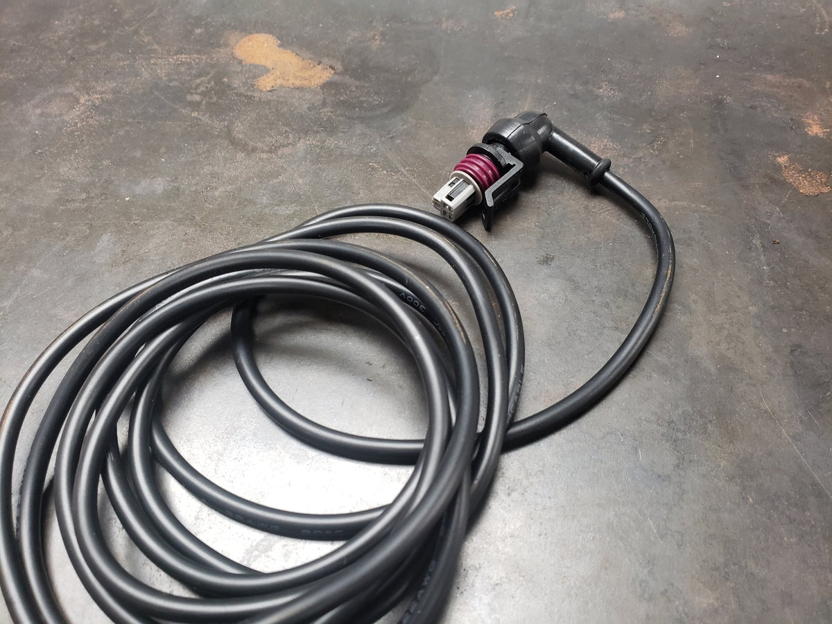 Pressure sensor cable with 90* rubber boot. Shitbox Supply